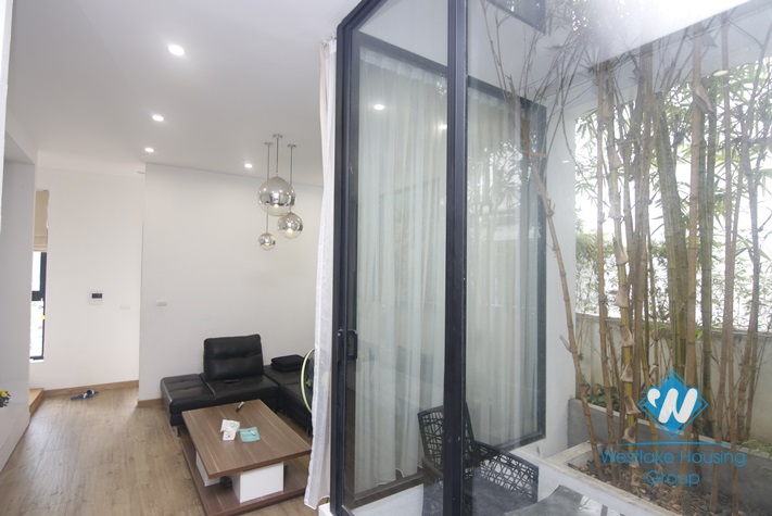 A calm and luxury villa for rent in Vinhome Riverside Long Bien, Hanoi